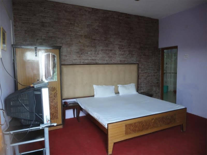 Наинитал: Om Mountain Resort