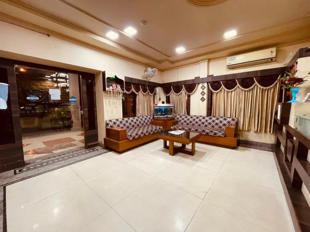 Колката: Hotel Atithi Inn