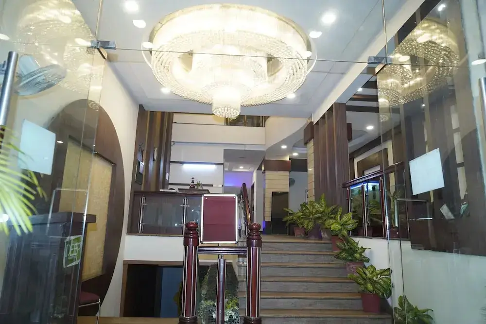 Бахадрабад: Hotel Deep Residency