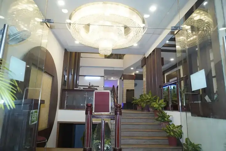 Бахадрабад: Hotel Deep Residency