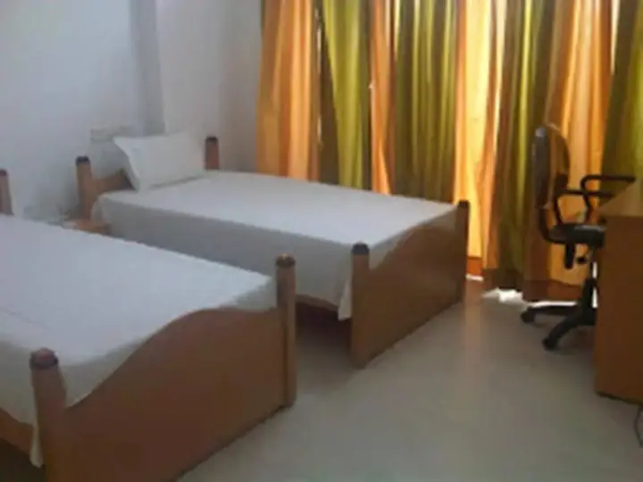 Пуна: Living Waters Service Apartment