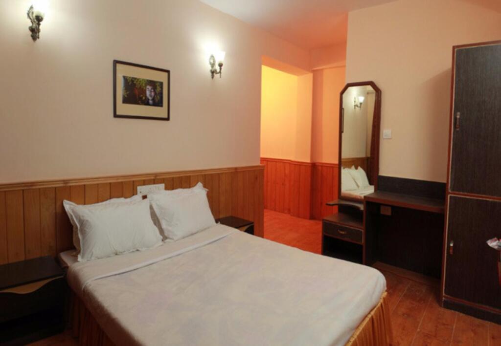 Лачунг: Norling Zimkhang Hotel