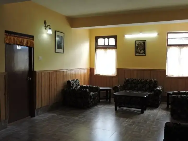Лачунг: Norling Zimkhang Hotel