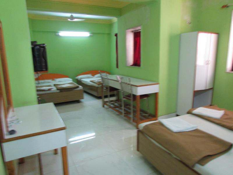 Киим: Hotel Ramakant