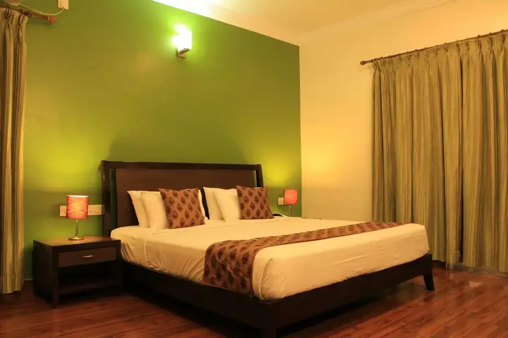 Бангалор: Hotel Trinity Suites