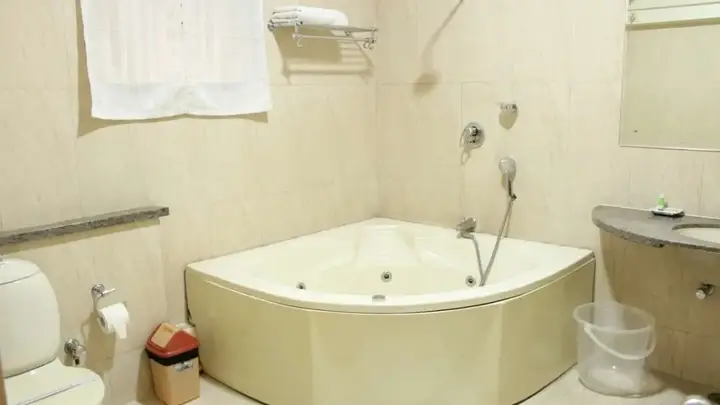 Бангалор: Hotel Trinity Suites