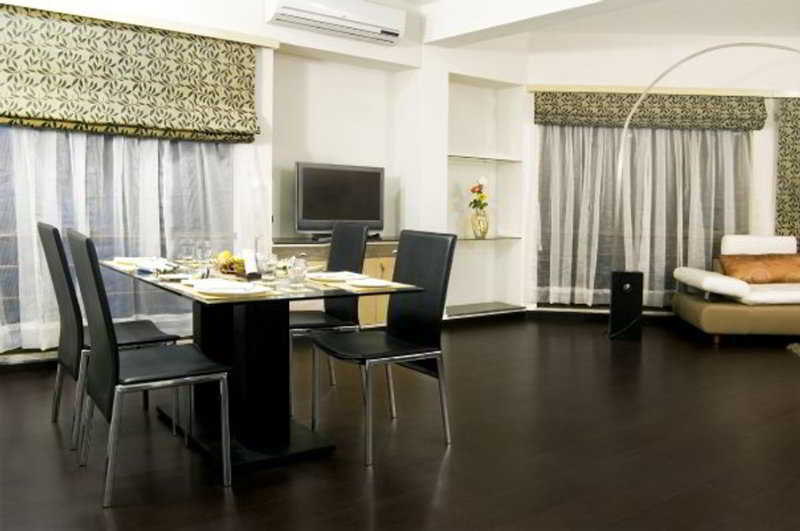 Ахмедабад: OYO 44310 Maninagar Residency