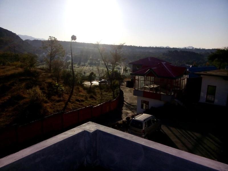 Кангра: Hotel Bagora Heights