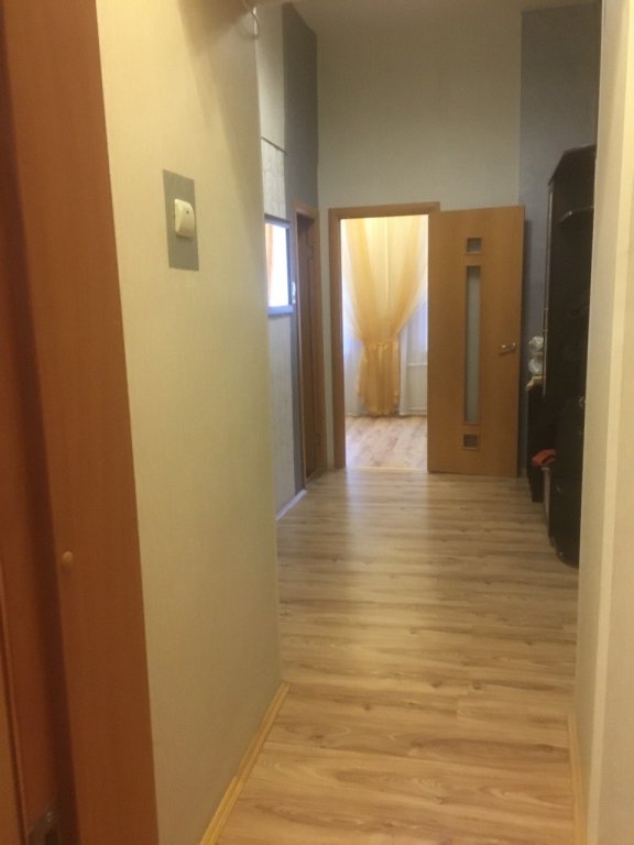 Санкт-Петербург: U Ploschadi Vosstaniya Apartments
