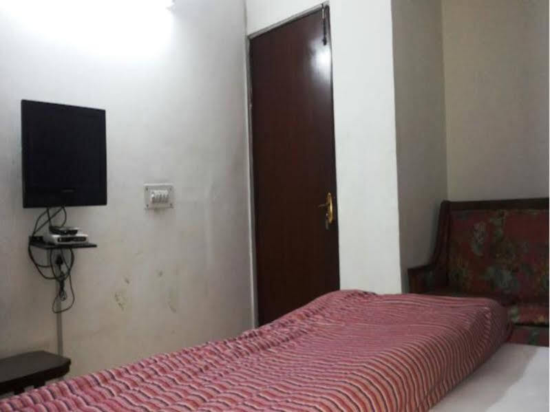 Нью-Дели: Manraj Bed And Breakfast