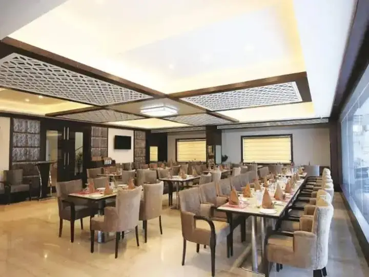 Райпур: Landmark Hotel