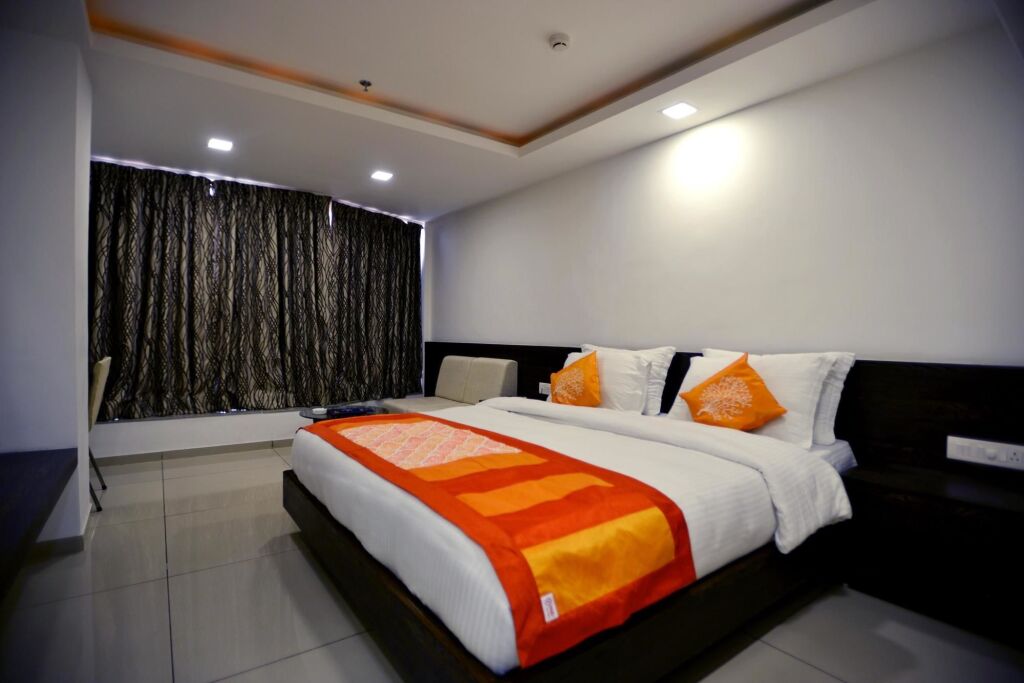 Вадодара: OYO Premium Circuit House Vadodara