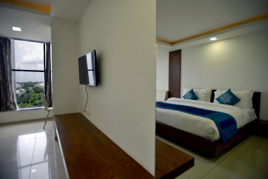 Вадодара: OYO Premium Circuit House Vadodara