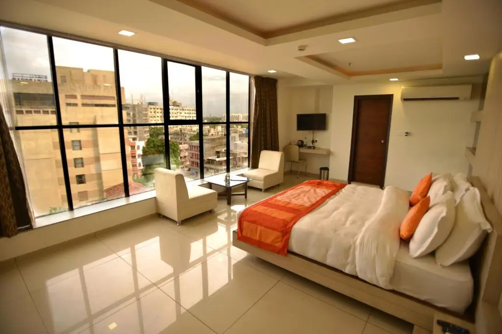 Вадодара: OYO Premium Circuit House Vadodara
