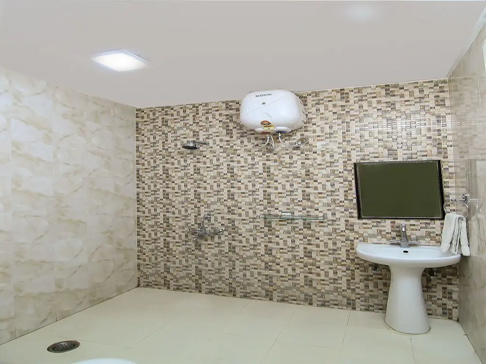 Лакхнау: OYO 1358 Hotel Crossroad