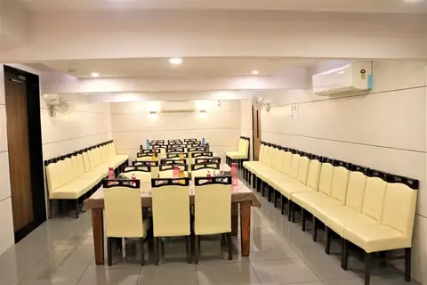 Hotel Alfa — фото 1