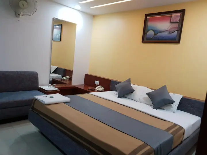 Бхопал: Pleasure Inn