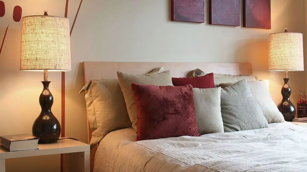 Алвар: Hotel Inderlok
