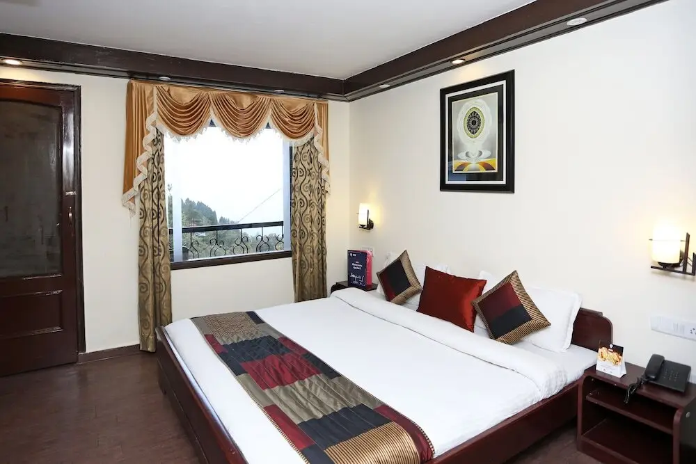 Массури: OYO Premium Near Mussoorie Public School