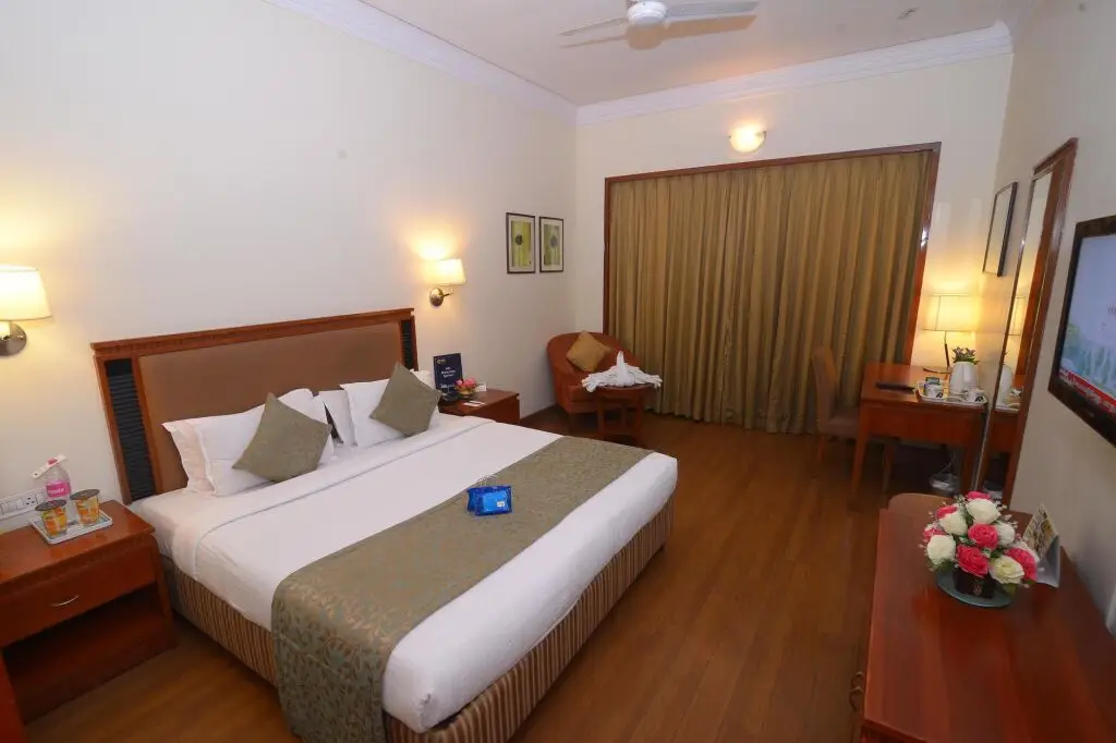 Мадурай: OYO 1929 Hotel Royal Court