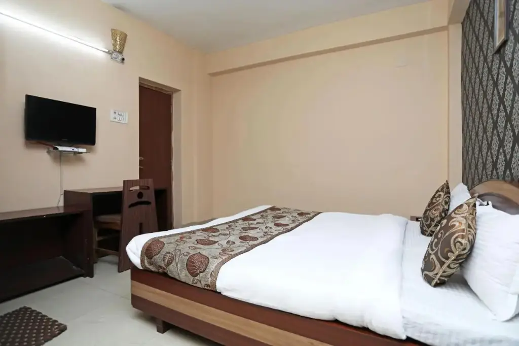 Ранчи: OYO Premium Station Road Ranchi