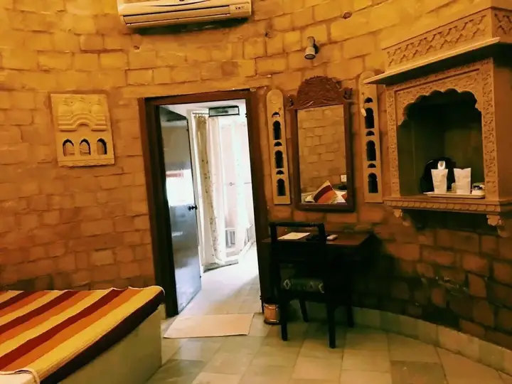 Джайсалмер: Himmatgarh Palace