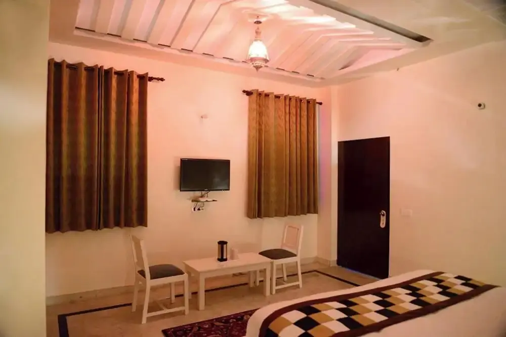 Джайпур: Hotel Dior Near Jal Mahal, Jaipur
