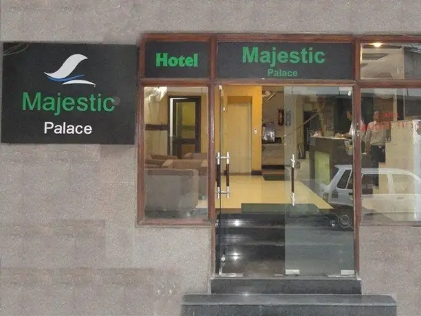 Нью-Дели: Hotel Majestic Palace