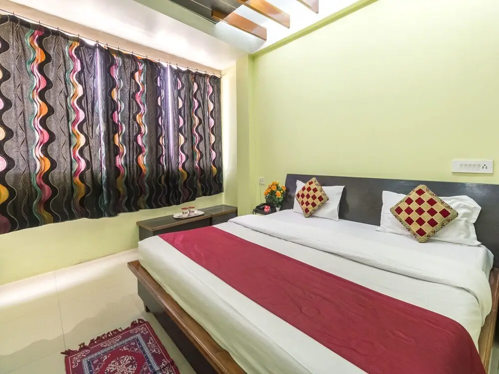 Гувахати: Om Shree Residency