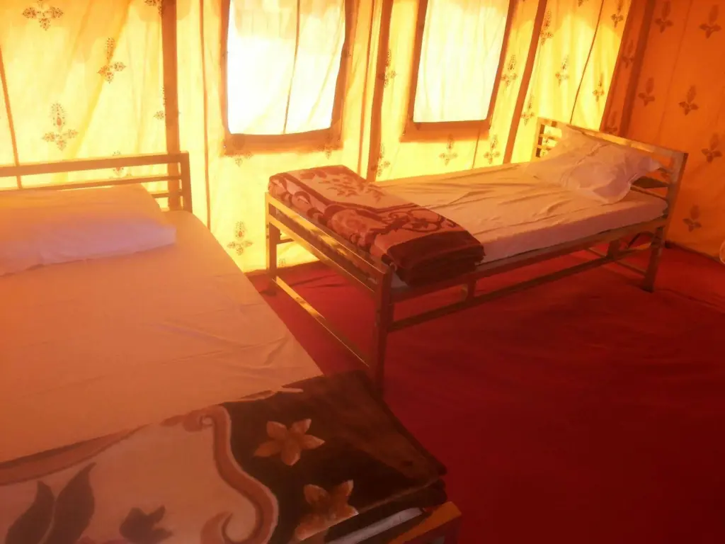 Покхран: Registan Desert Safari Camps