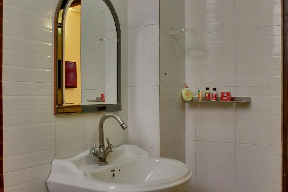 Нойда: OYO 311 City Stay Hotel