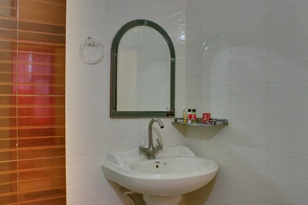 Нойда: OYO 311 City Stay Hotel