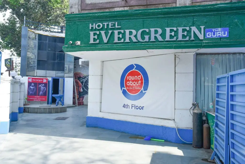Мумбаи: Evergreen Hotel