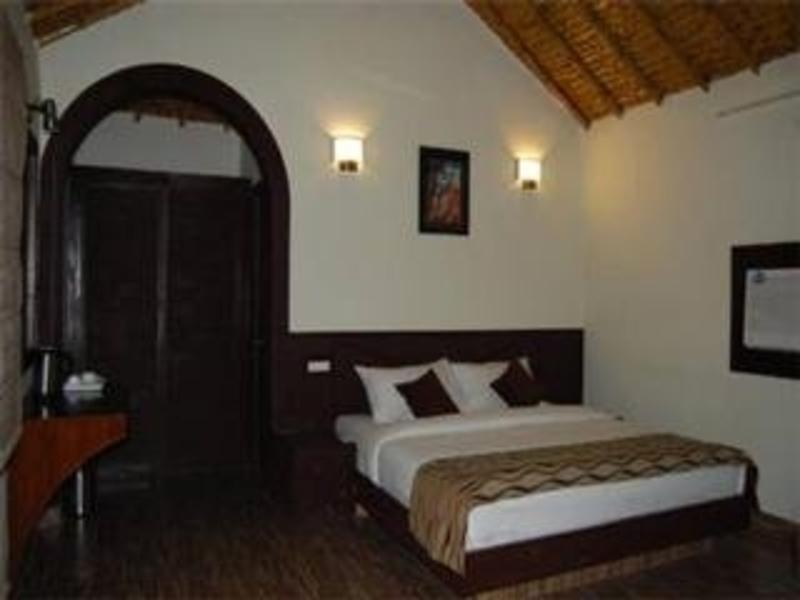 Наинитал: Clarks Inn Corbett Resort & SPA Corbett