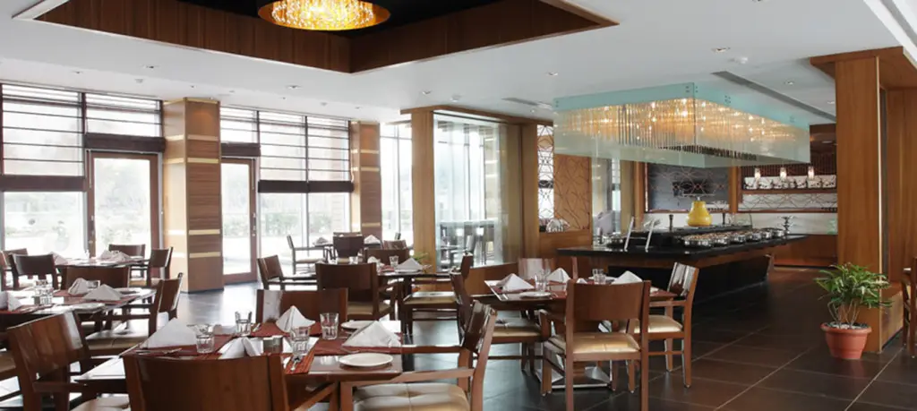 Нью-Дели: Oodles Hotel Chhattarpur South Delhi