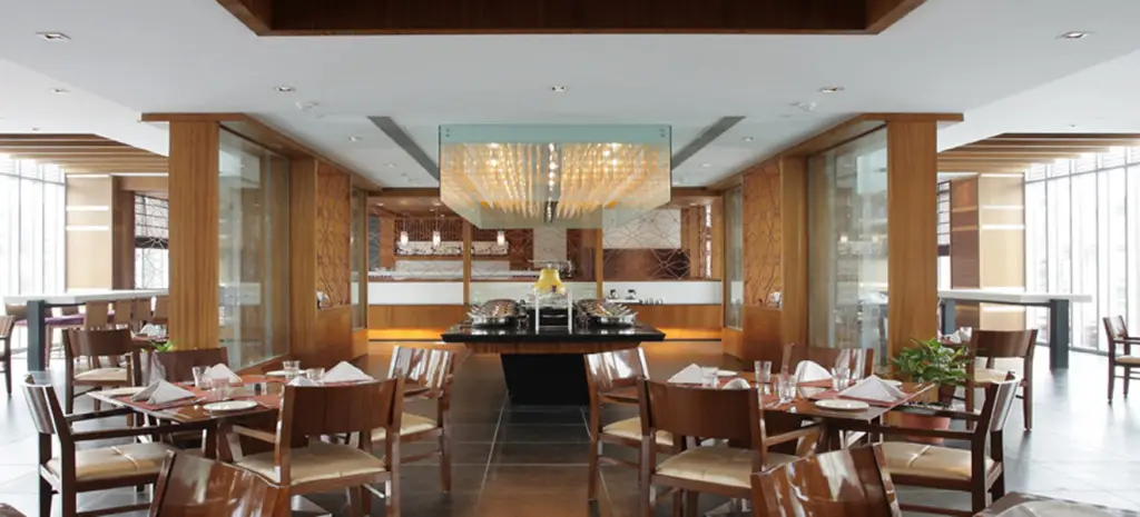 Нью-Дели: Oodles Hotel Chhattarpur South Delhi