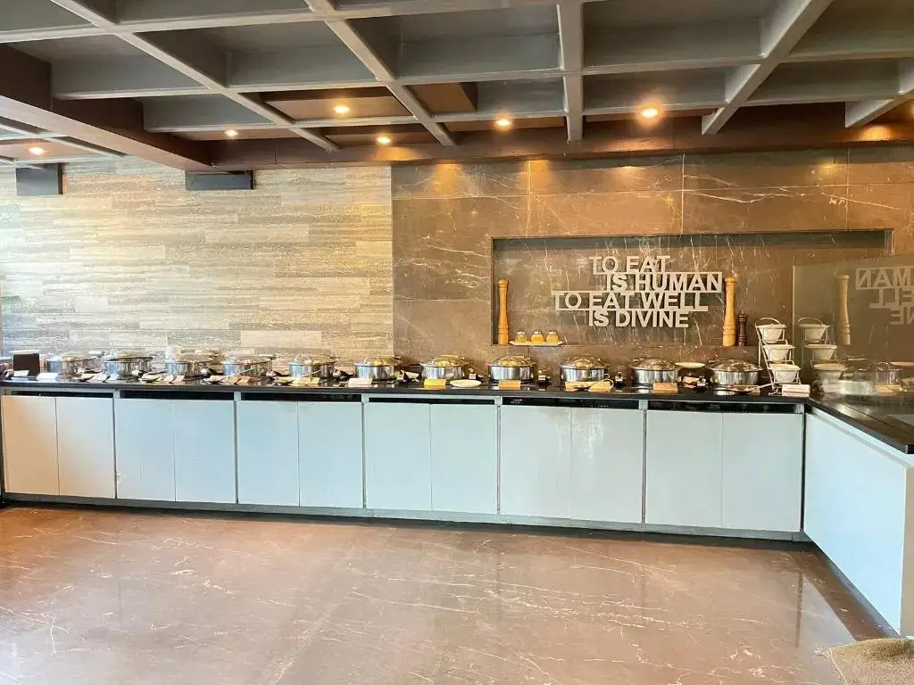 Какинада: Hotel Paradigm Sarovar Portico Kakinada