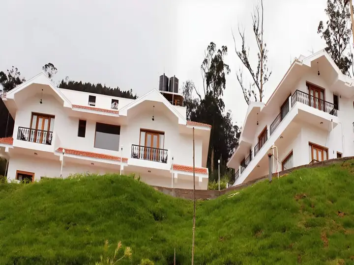 Ути: Berry Hills Resort