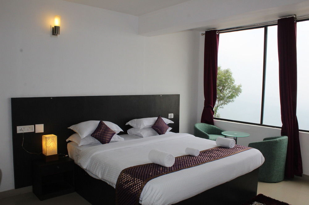 Муннар: The Club Munnar