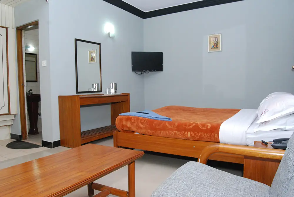 Ути: Hotel Jaysanthi