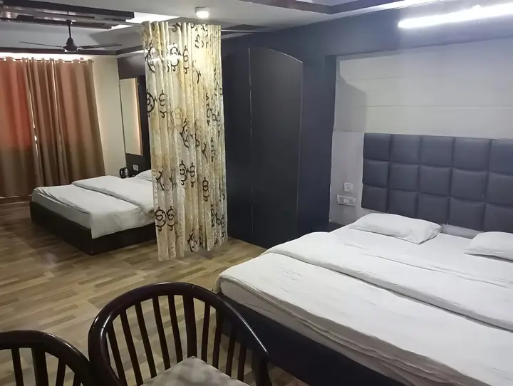 Чубаттакхал: Hotel Green Palms
