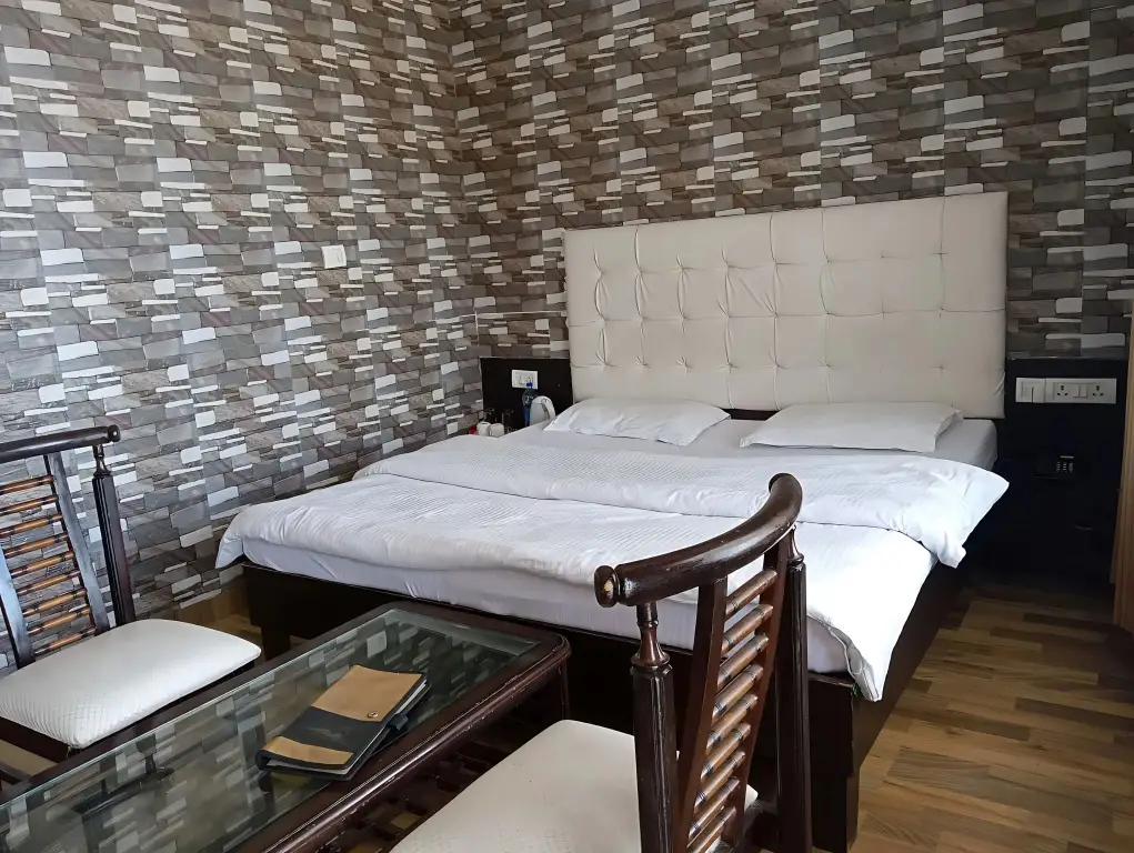 Чубаттакхал: Hotel Green Palms