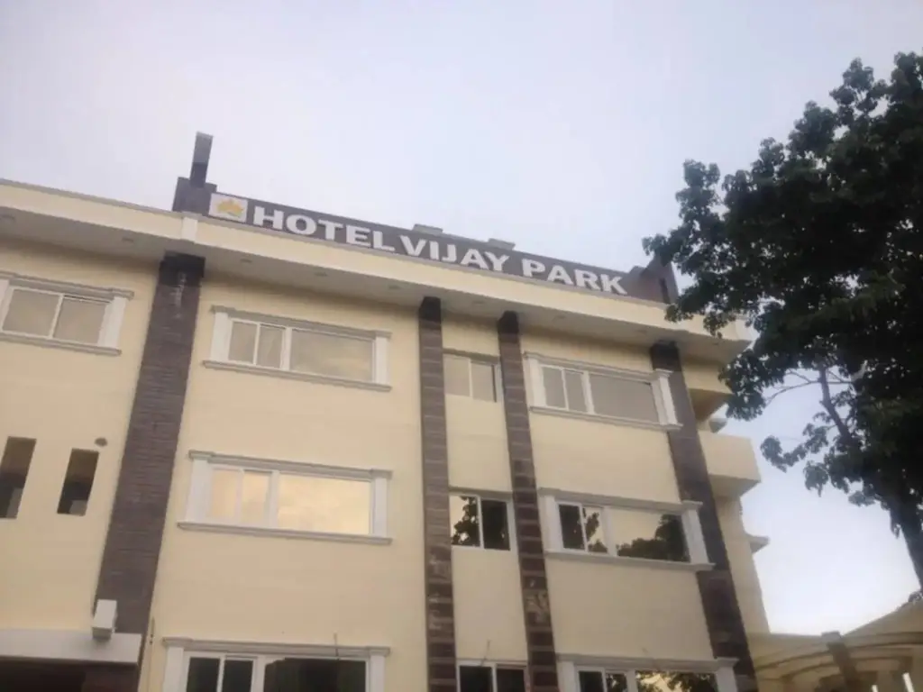 Тируваннамалай: Hotel Vijay Park Tiruvanamalai