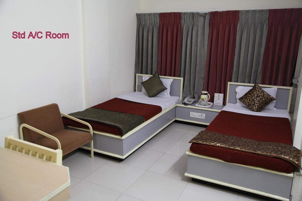 Раджкот: Aditya Hotel