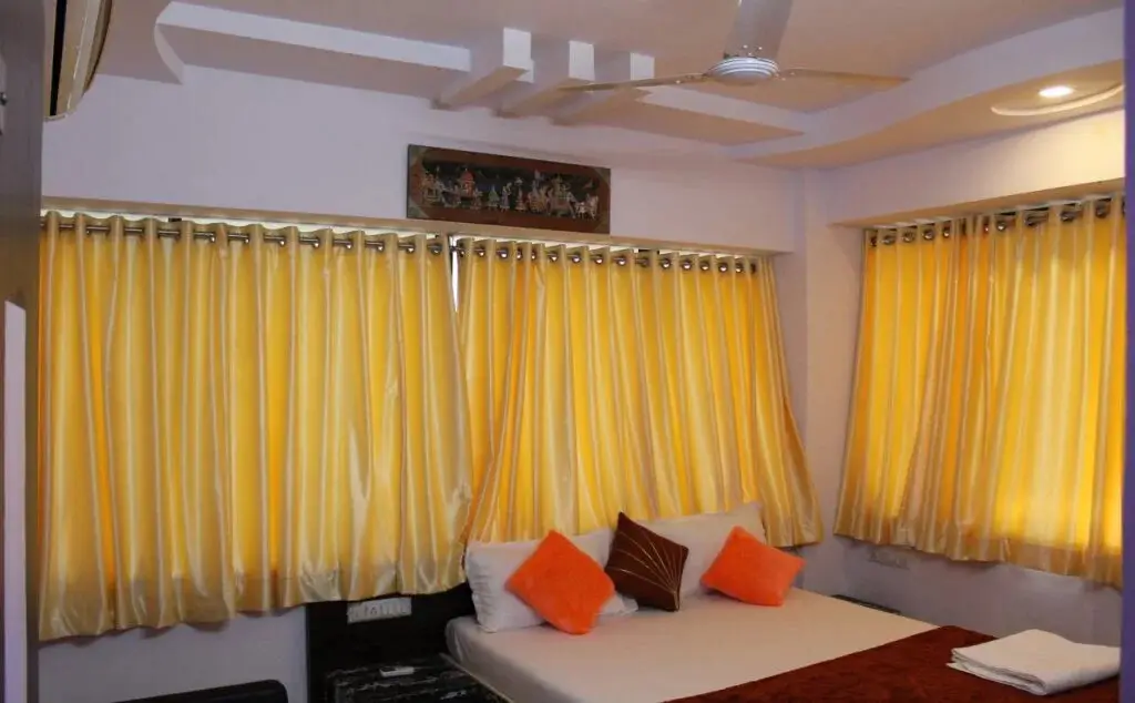 Ахмедабад: Hotel Kum Kum