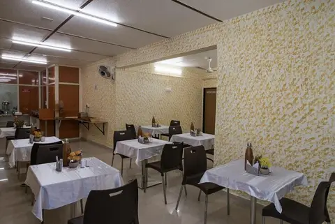 Hotel Sheetal Plaza — фото 1