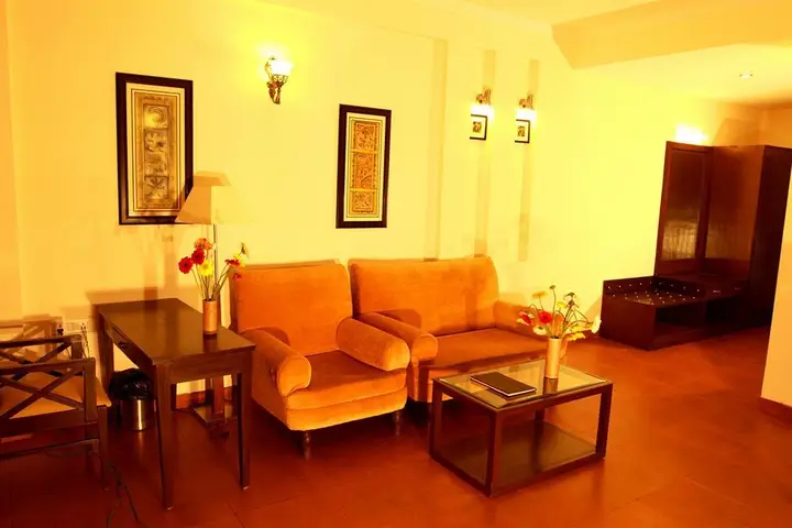 Лаал-Таппар: Naturoville Ayurvedic and Yoga Retreat by OpenSky