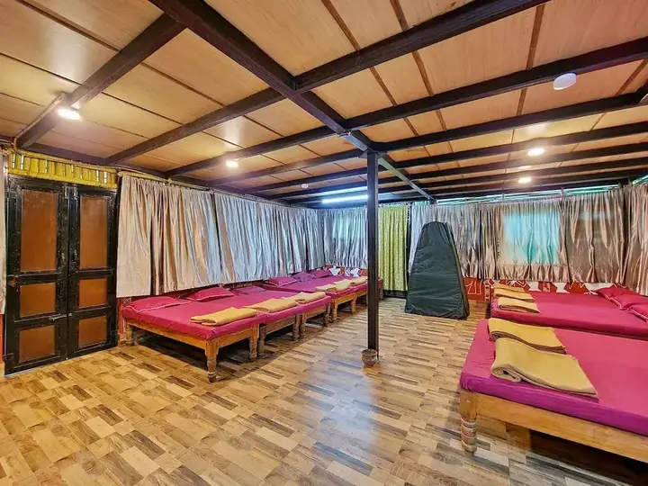 Какабе: Evergreen County Coorg