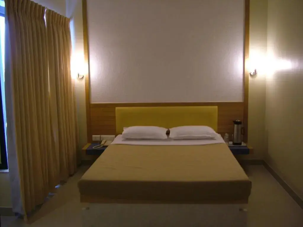Солапур: Hotel City Park