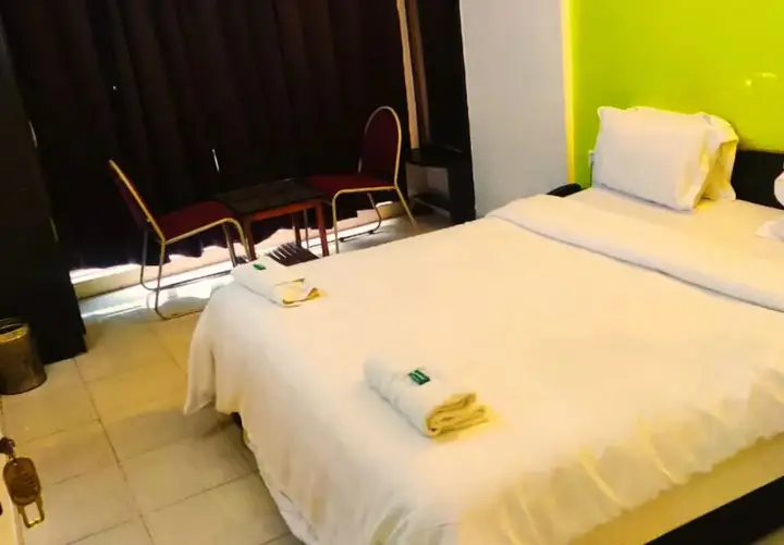 Лонавала: Hotel Rajdhani
